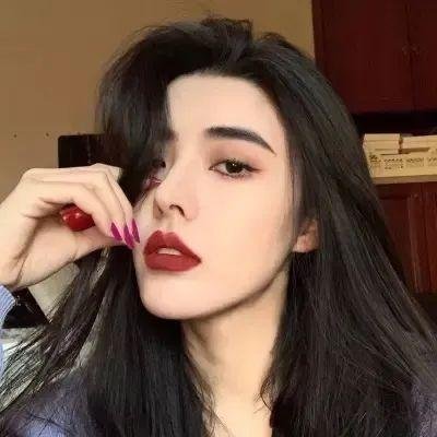 艾拉女士
